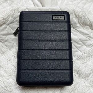Away United Airlines Travel Hard Mini Case
